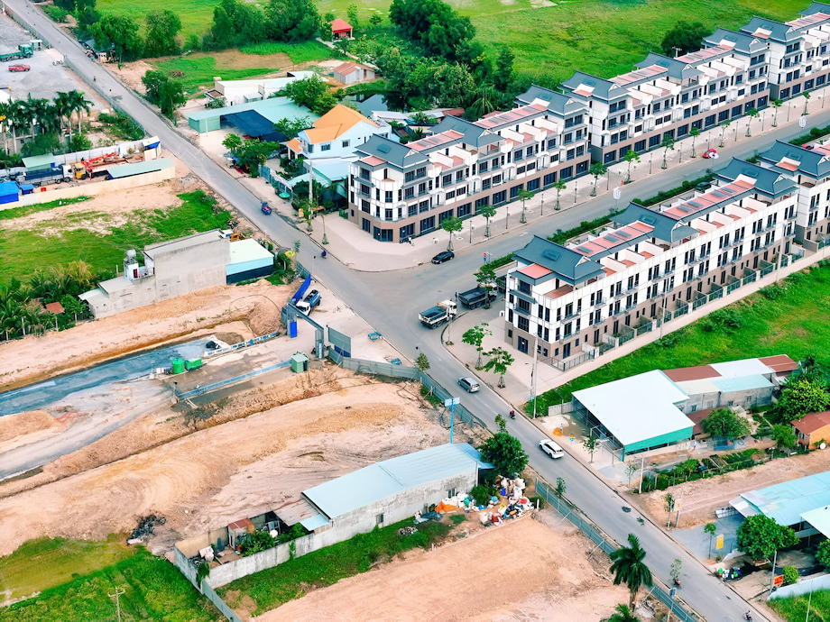 tiến độ xây dựng vinhomes green city
